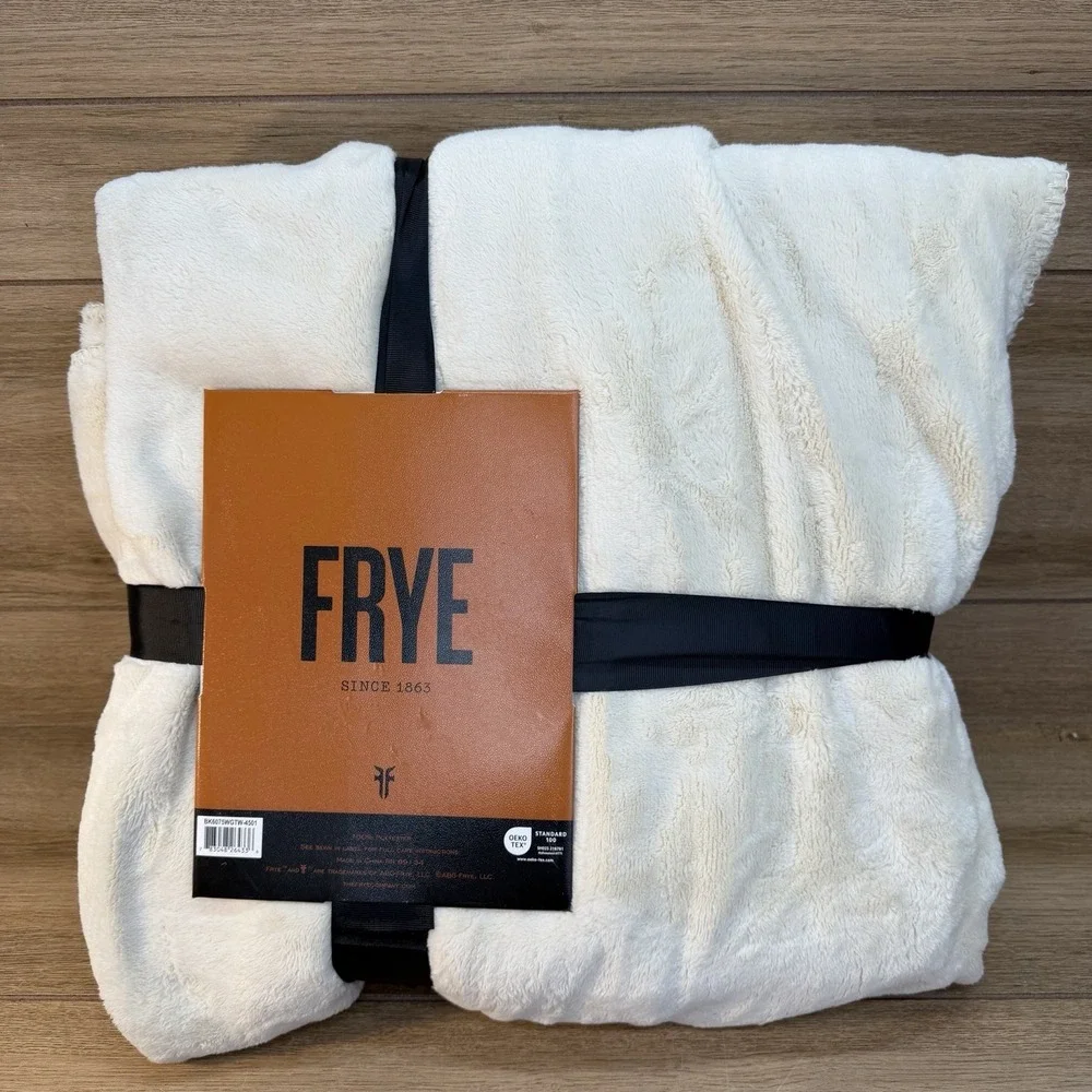 Frye Silky Soft Cream Blanket Twin 66